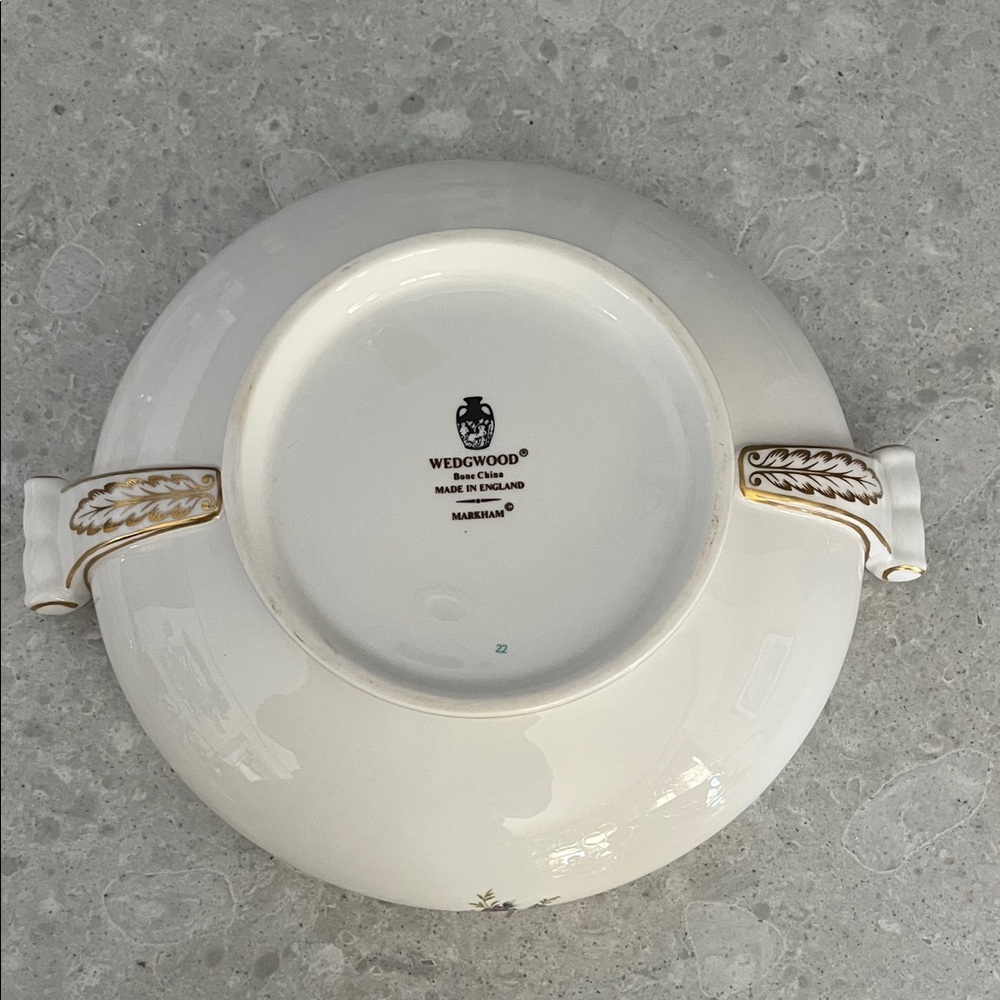 Wedgwood Markham Vegetable Tureen - Picture 3 of 4